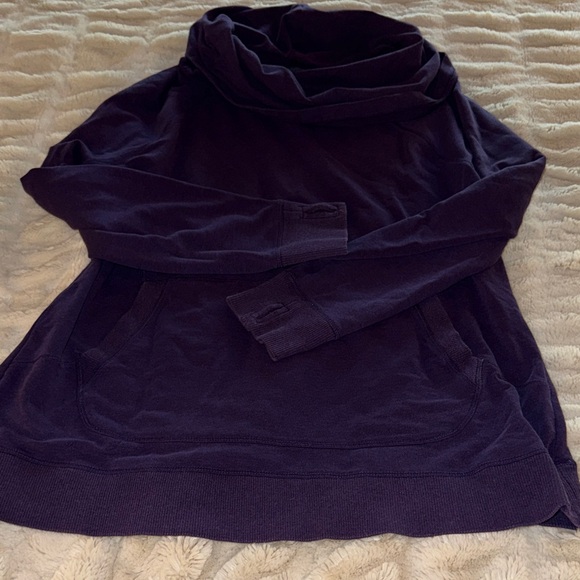 L.L. Bean Deep Purple Soft Sweatshirt - Picture 4 of 7